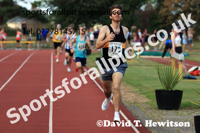 800 metres, 2025 NEGP No 6 Monkton, Wednesday, August 13th.  Photo: David T. Hewitson/Sports for All Pics